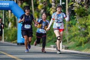 BIB: 1339, 1286, 1304
                            <button type="button" onclick="openModal(22578436)" class="btn btn-primary btn-sm float-right btn-popup" data-toggle="modal" data-target=".modal-high-quality">
                        <i class="fas fa-shopping-cart"></i> Add to Cart
                    </button>
                                            <button type="button" onclick="isThisMe(22578436, true)" class="btn btn-success btn-sm float-right btn-popup btn-isme hidden" data-toggle="tooltip" data-placement="bottom" title="นี่คือรูปของคุณใช่ไหม คลิกที่นี่เพื่อเอาเข้าอัลบั้ม">
                        <i class="fas fa-plus"></i> Add to album
                    </button>
                    <button type="button" onclick="isThisMe(22578436, false)" class="btn btn-warning btn-sm float-right btn-popup btn-isnotme hidden">
                        <i class="fas fa-ban"></i> Remove from album
                    </button>